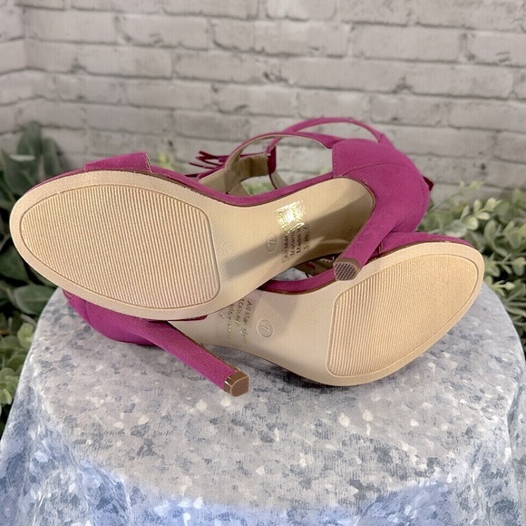 Atrevida Fuchsia 3-Band Open Toe Cut-Out Deco Fringe Stilettos WMS 7M💖NWOT - Picture 10 of 11